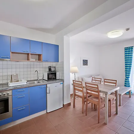 Koversada Naturist Park Park za odmor 4*