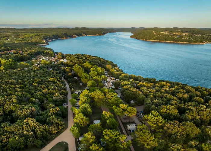 홀리데이파크 Koversada Naturist Park