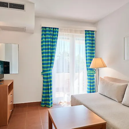 Koversada Naturist Park Tatil parkı 4*