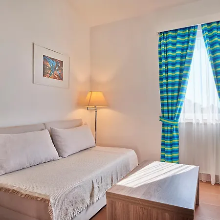 Koversada Naturist Park Tatil parkı