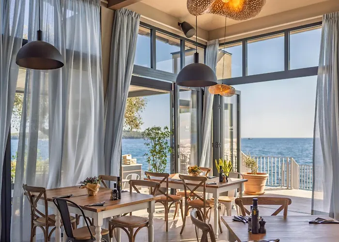 Koversada Naturist Park 4*